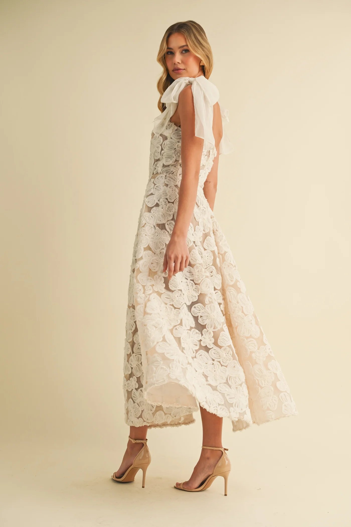 Vestido blanco encaje