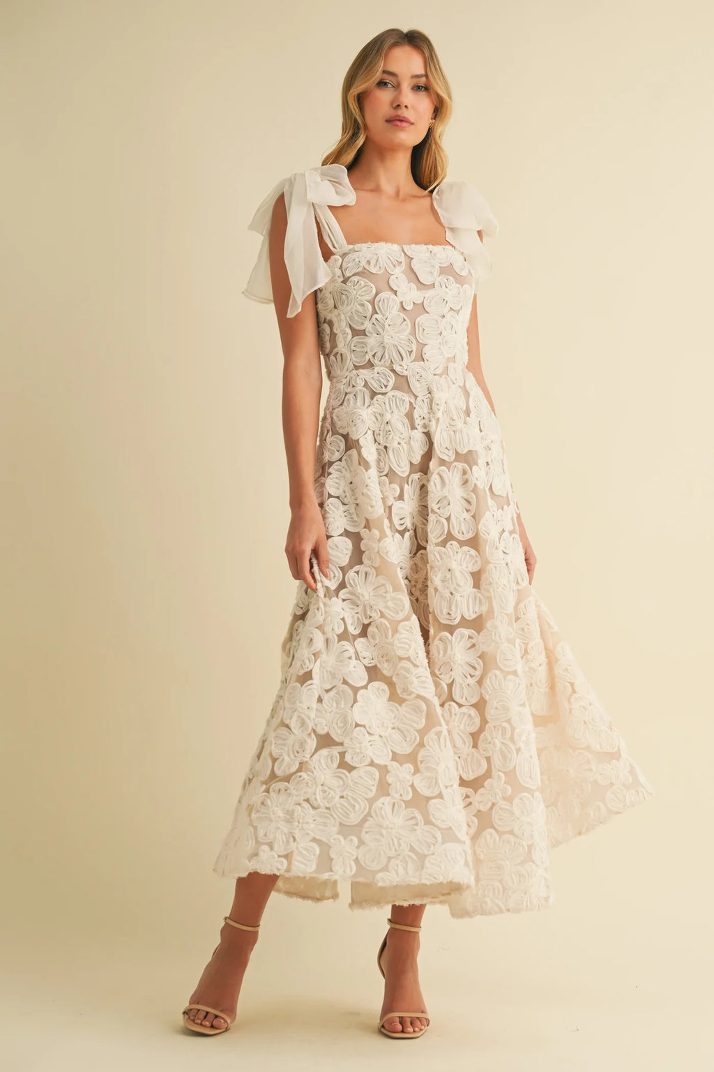 Vestido blanco encaje