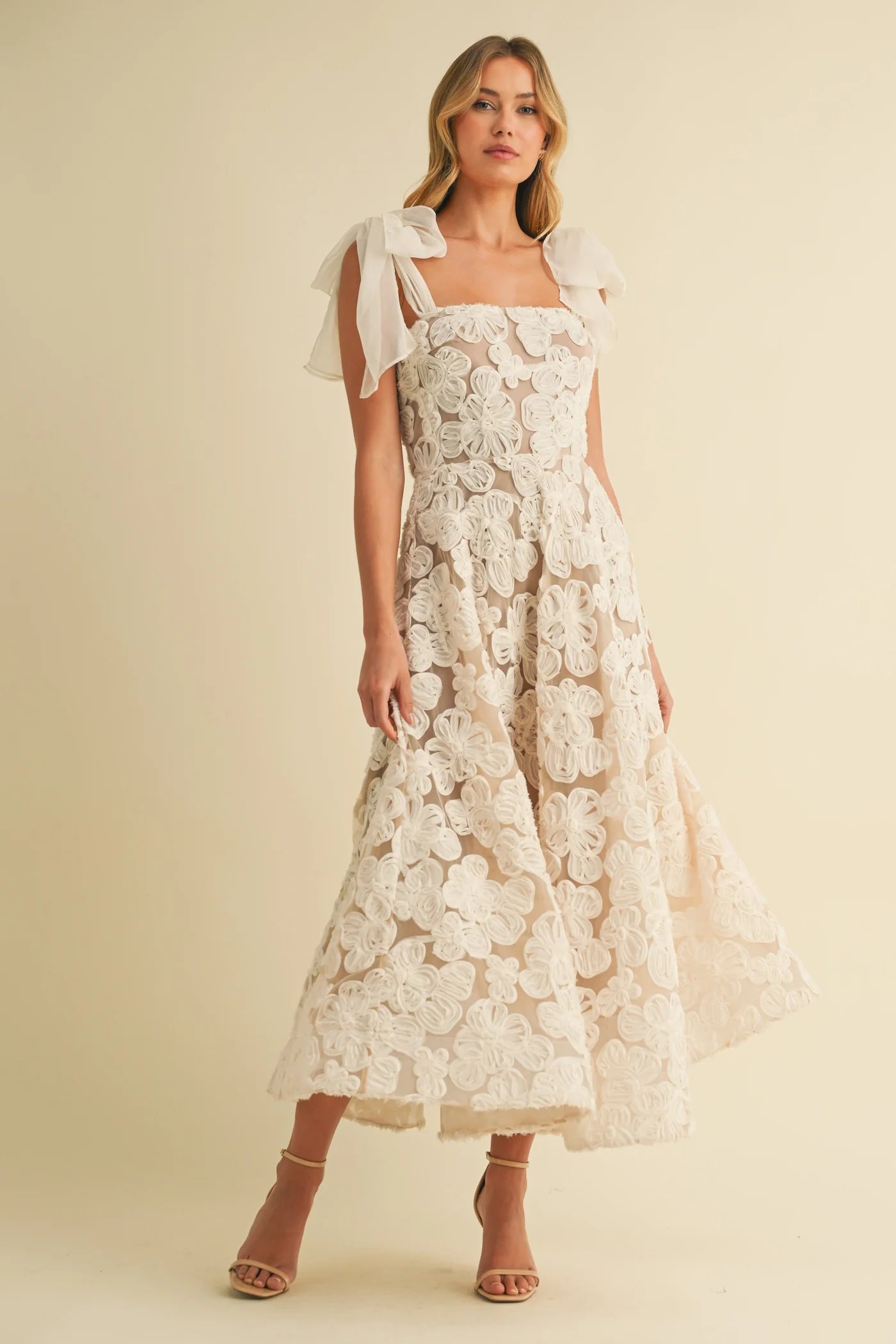 Vestido blanco encaje