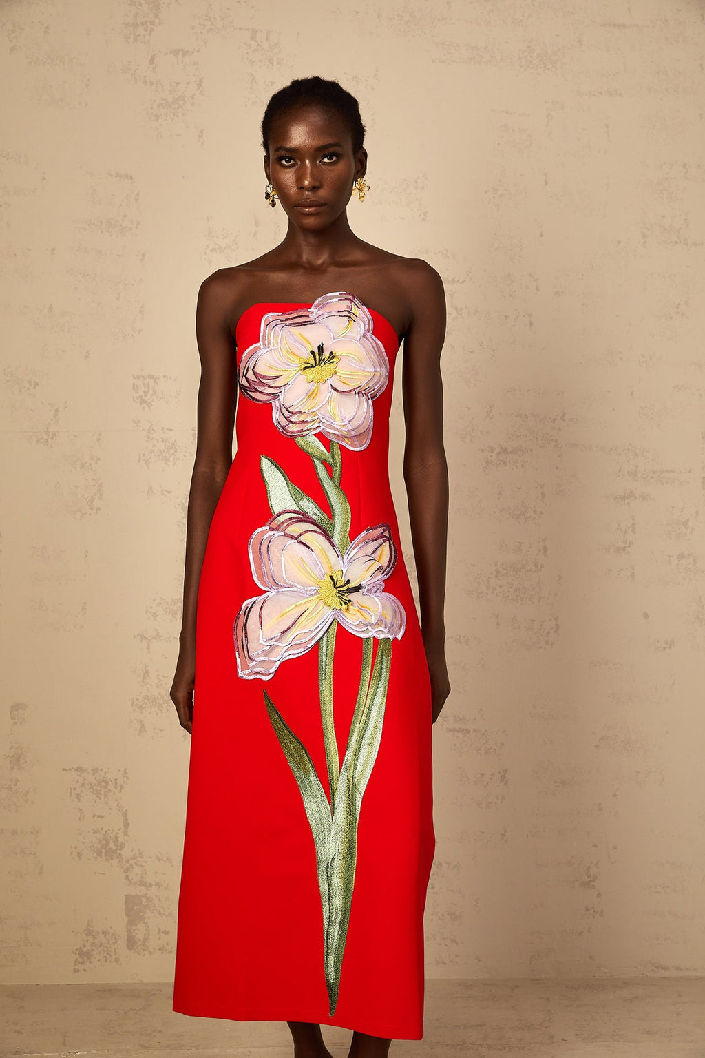 Vestido midi con flor
