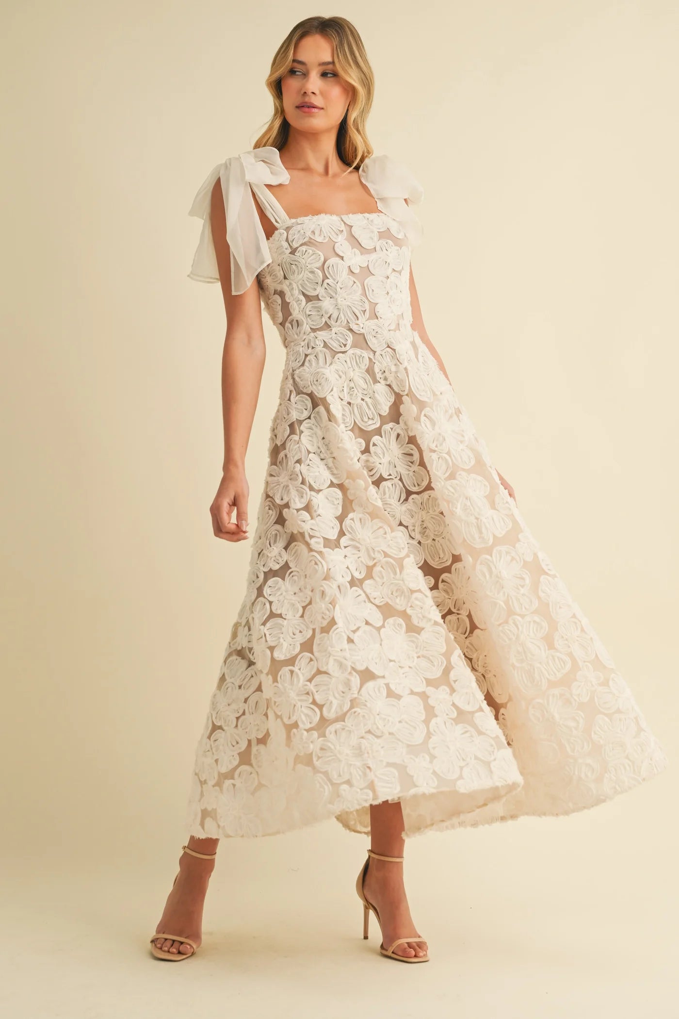 Vestido blanco encaje