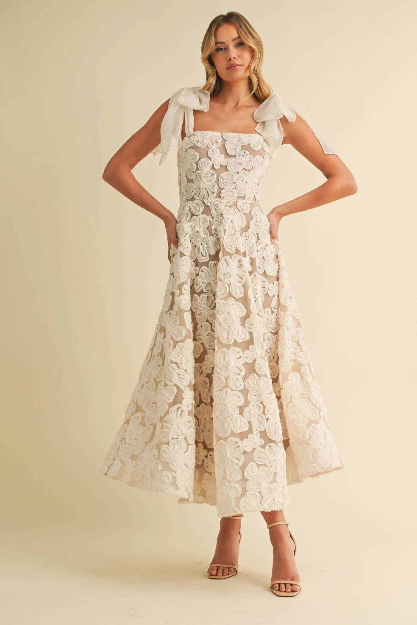 Vestido blanco encaje
