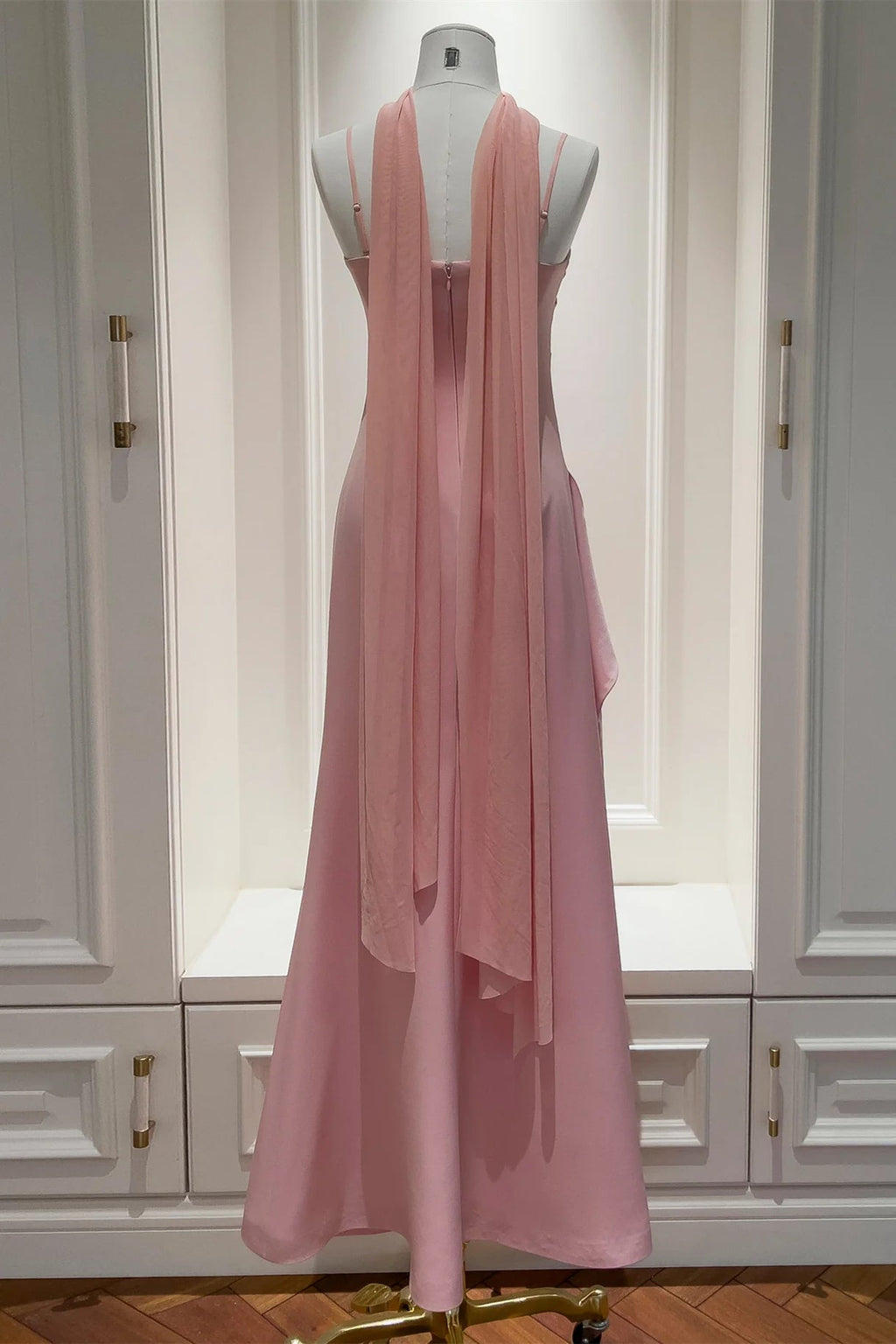 Vestido rosa cuello
