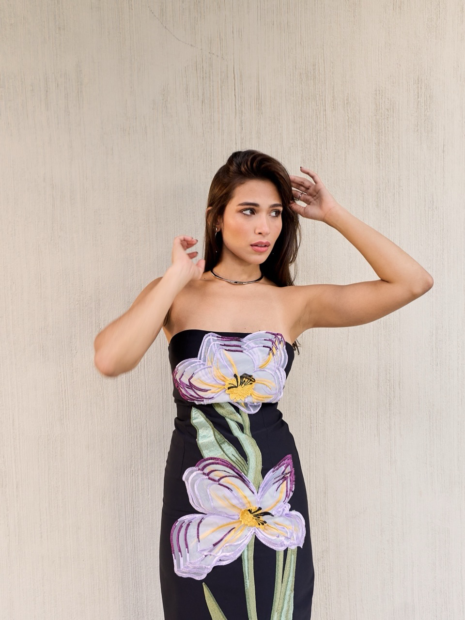 Vestido midi con flor