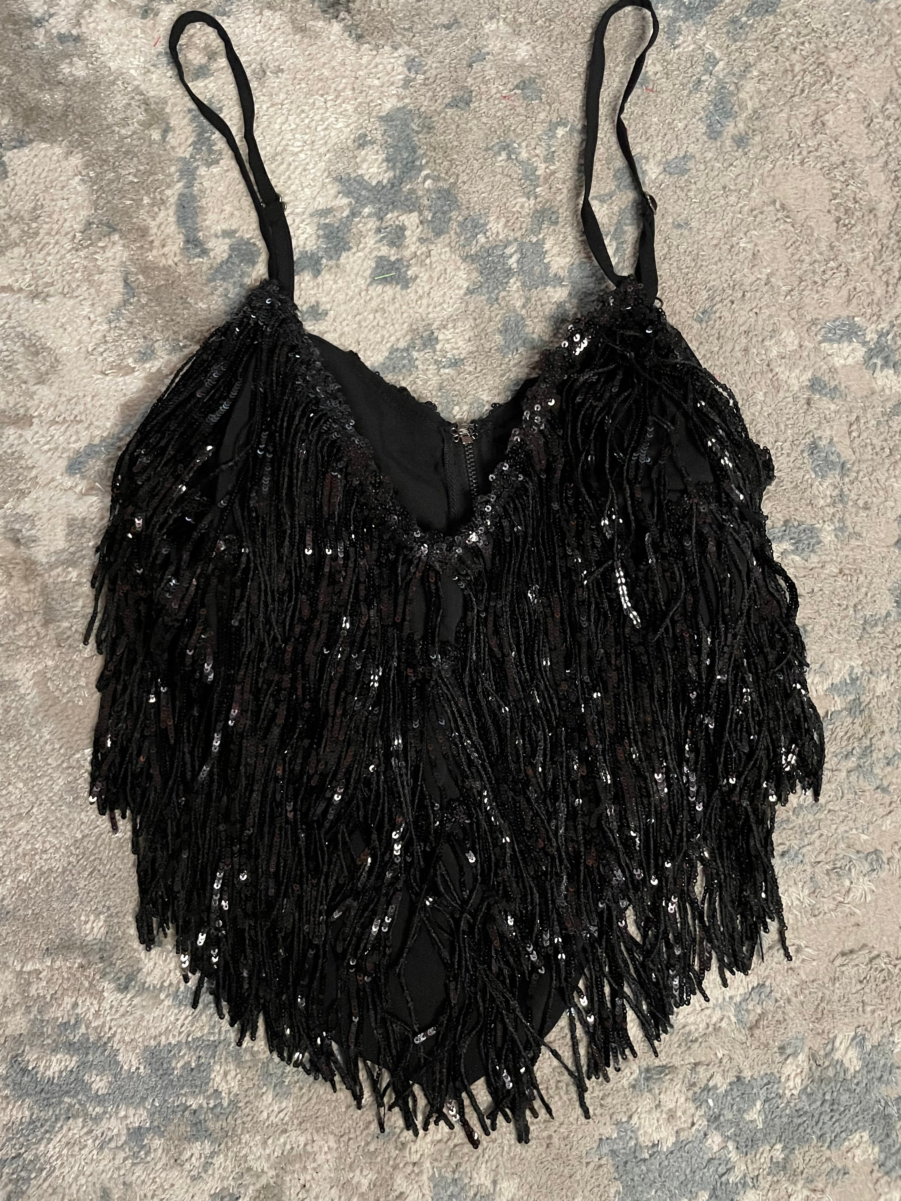 Top negro de brillos
