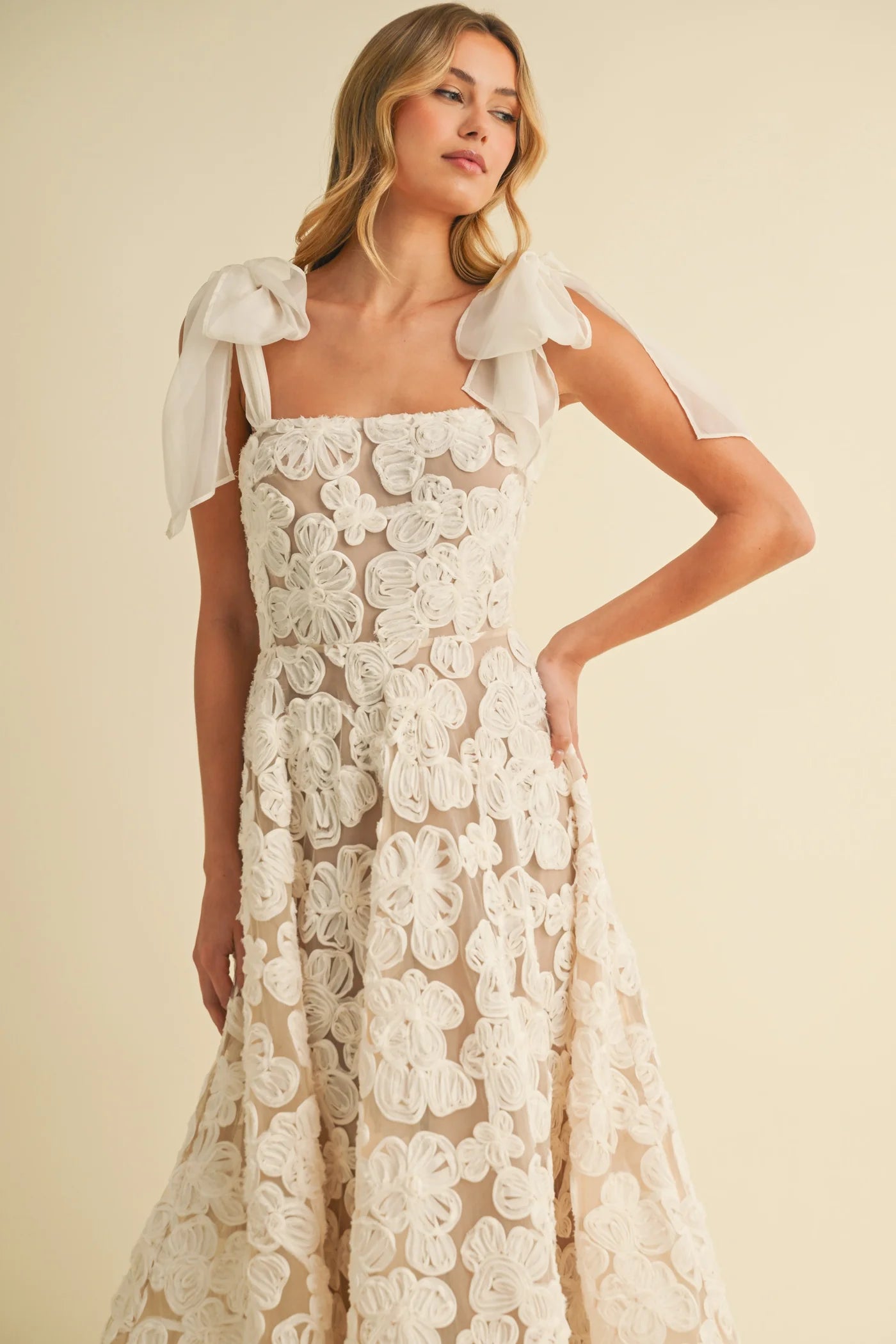 Vestido blanco encaje