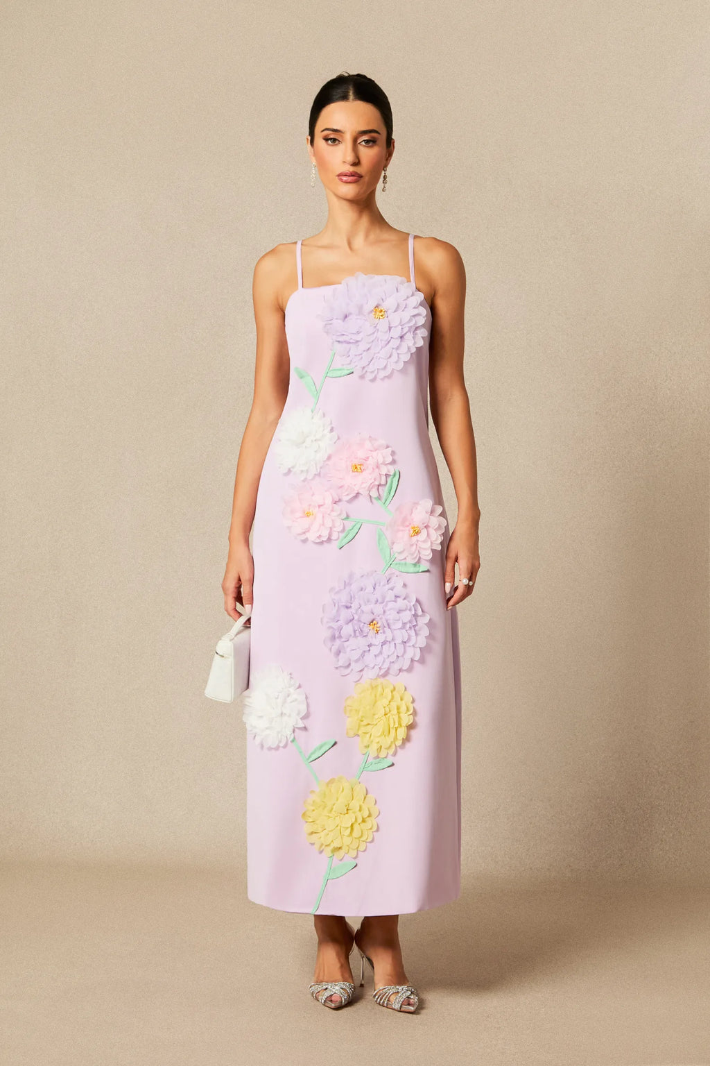 Vestido lila con flores