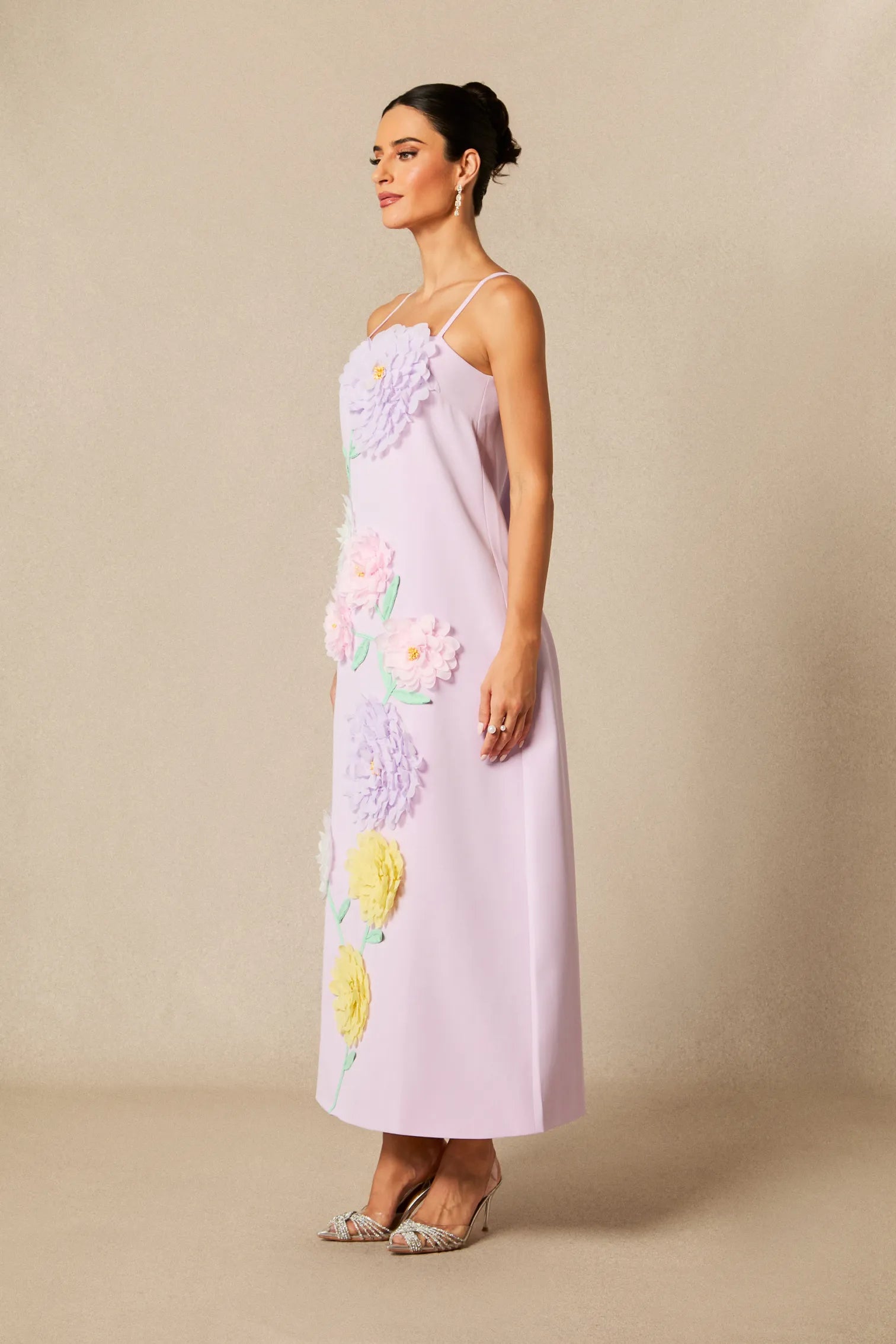 Vestido lila con flores