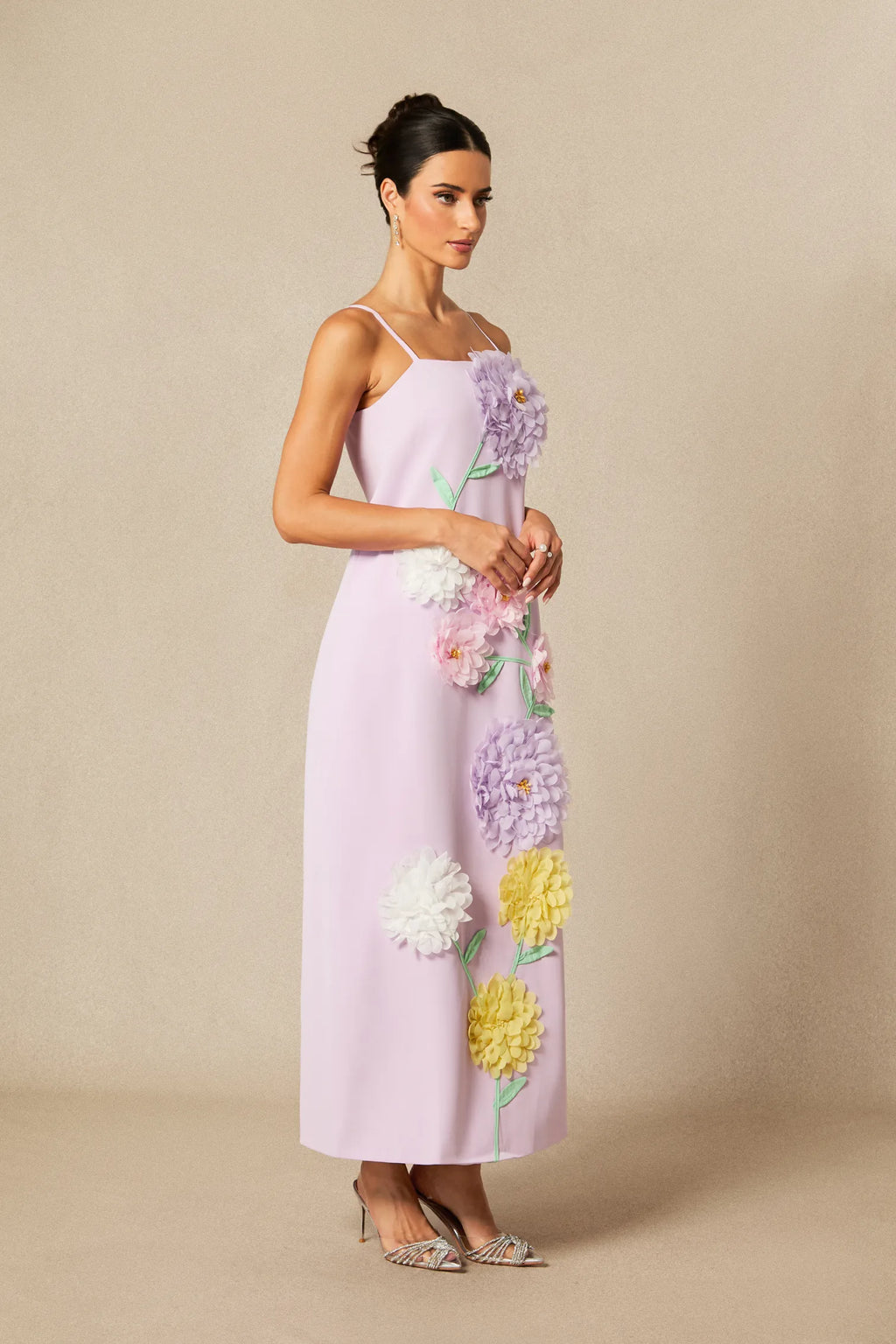 Vestido lila con flores