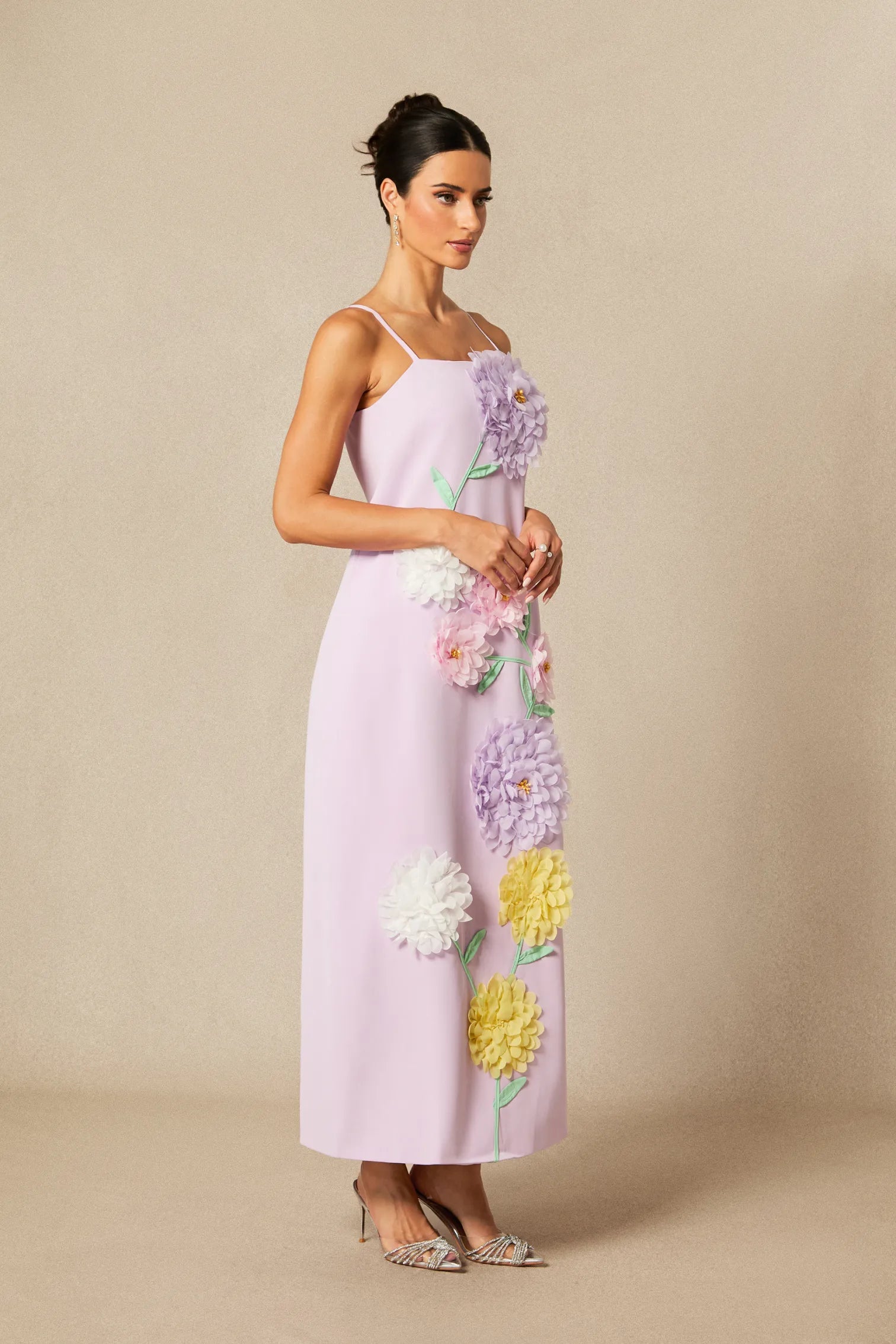 Vestido lila con flores