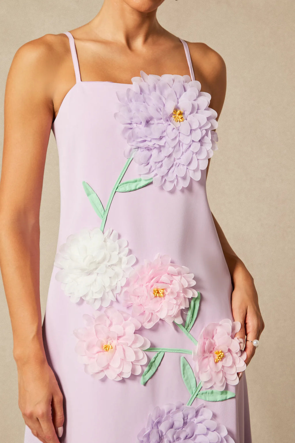 Vestido lila con flores