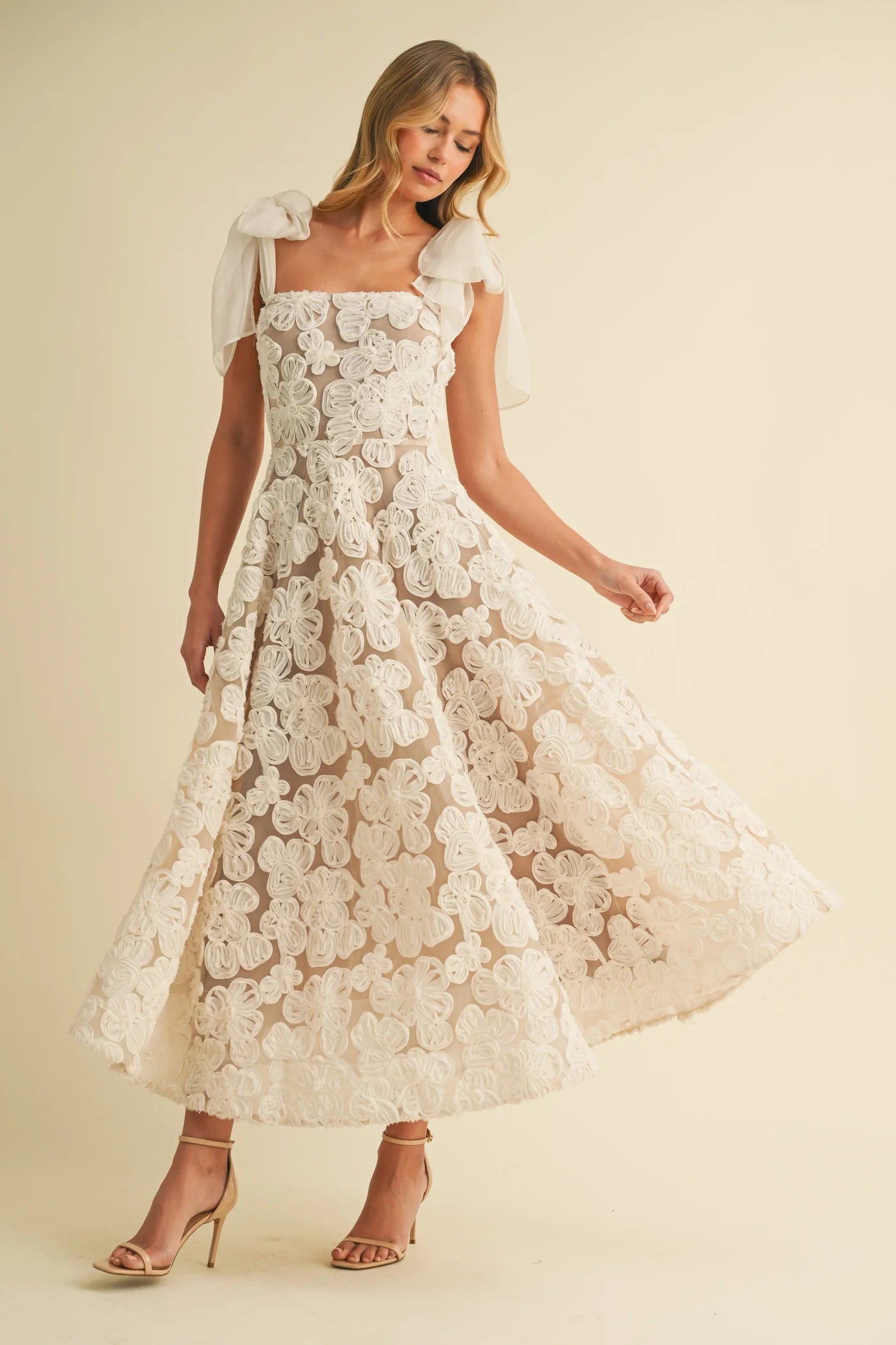 Vestido blanco encaje