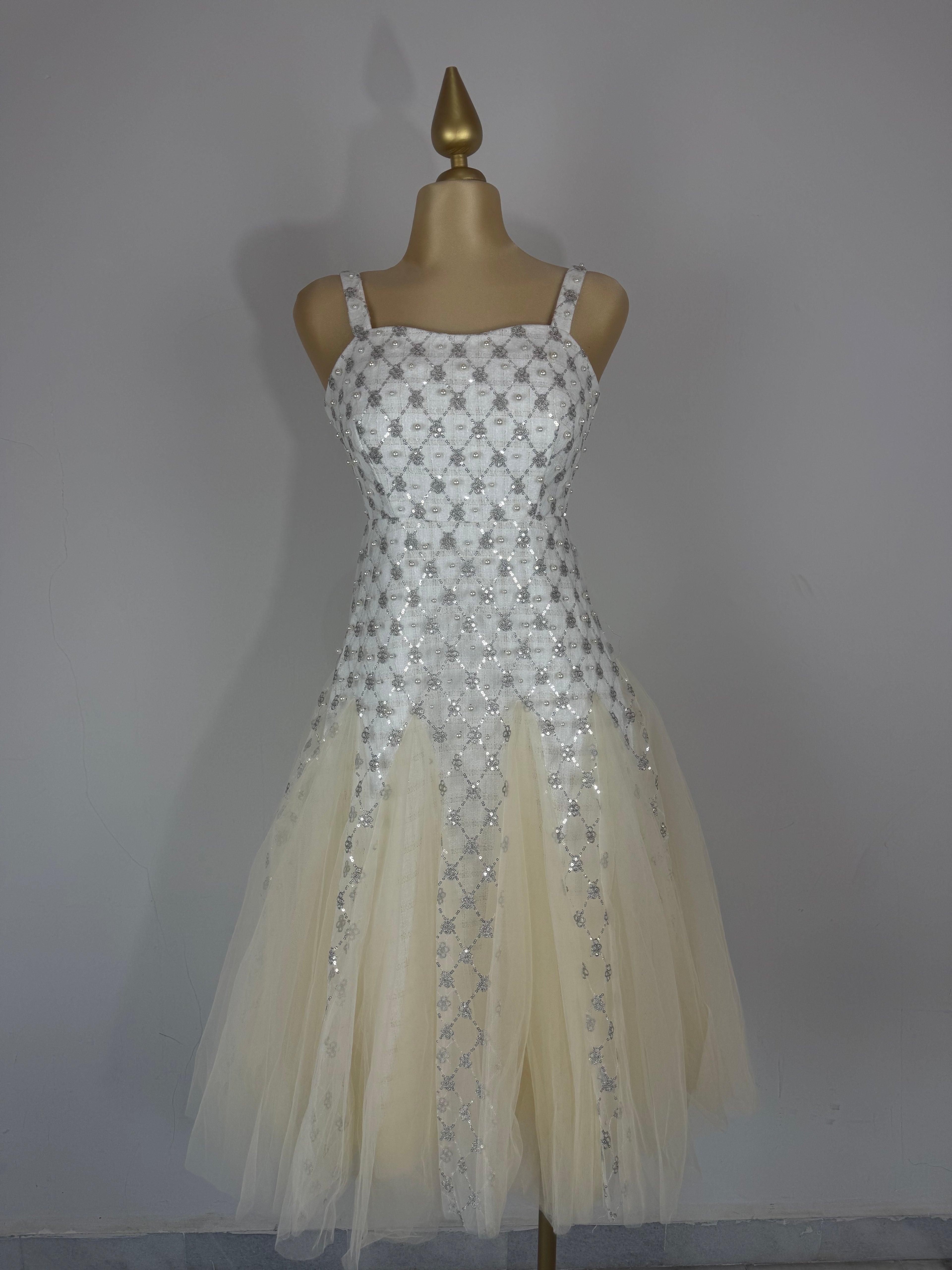 Vestido blanco perlas