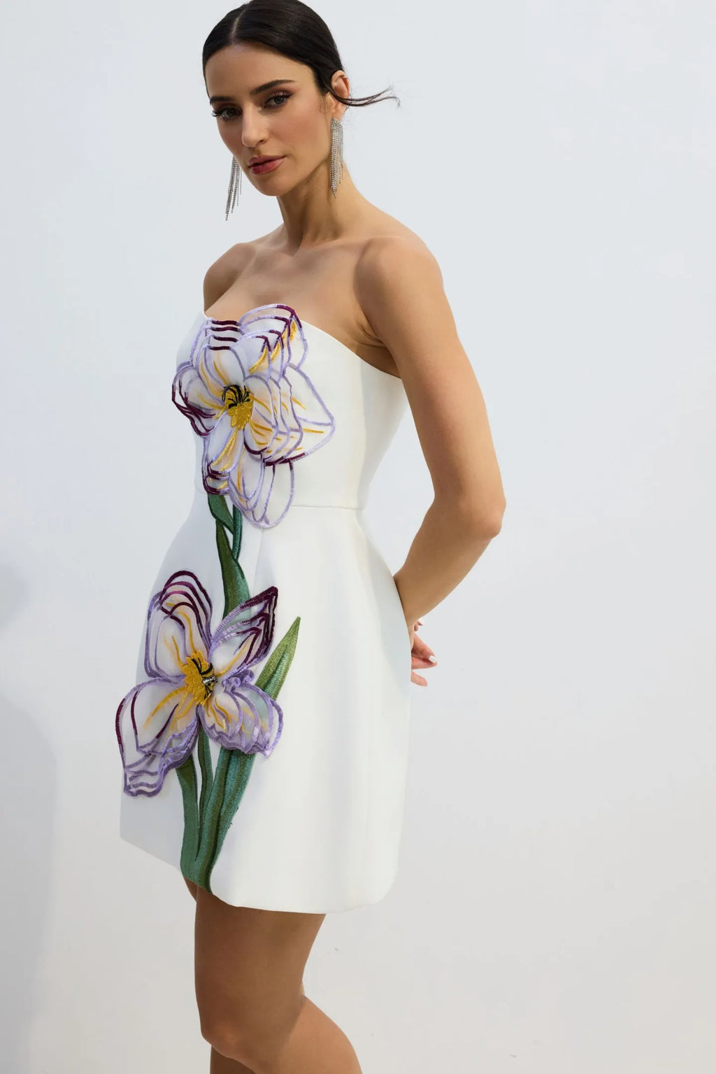 Vestido mini con flor