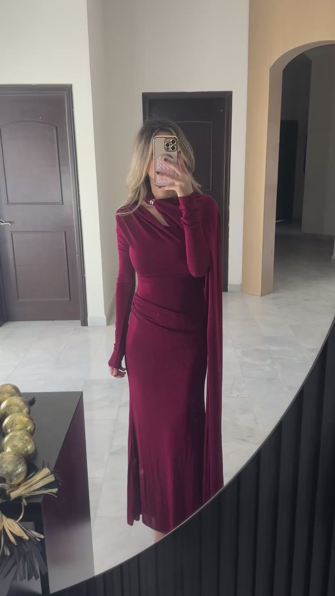 Vestido rojo vino manga larga